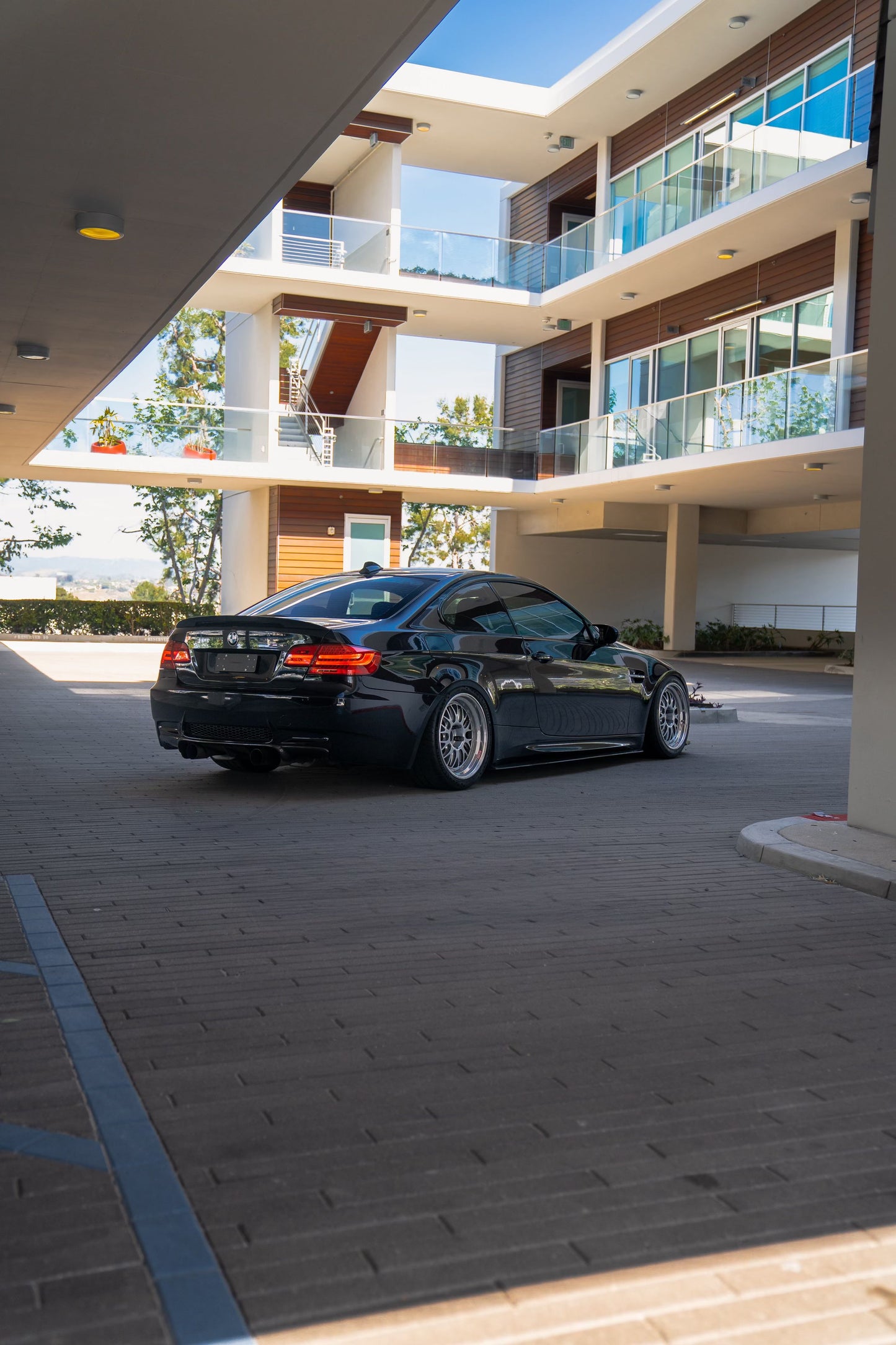 [Add On] BMW Magnetic Rear License Plate Mount - Europe