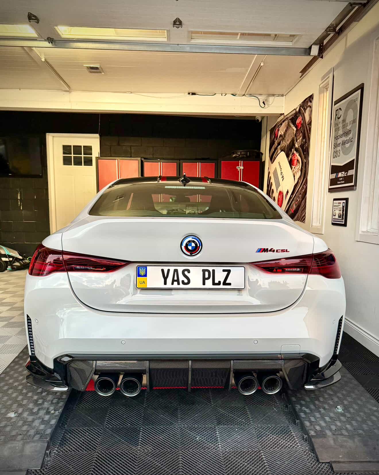 [Add On] BMW Magnetic Rear License Plate Mount - Europe