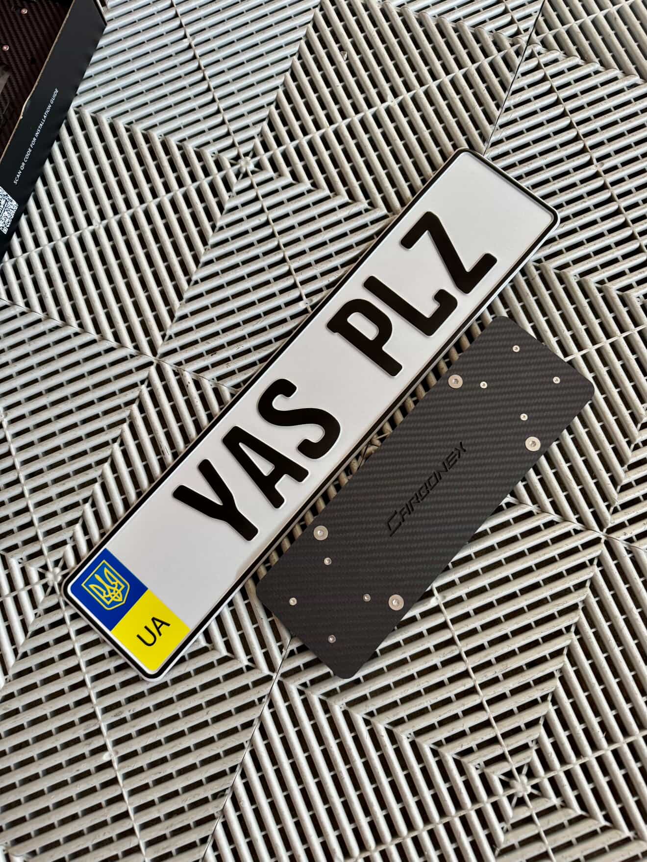 [Add On] BMW Magnetic Rear License Plate Mount - Europe